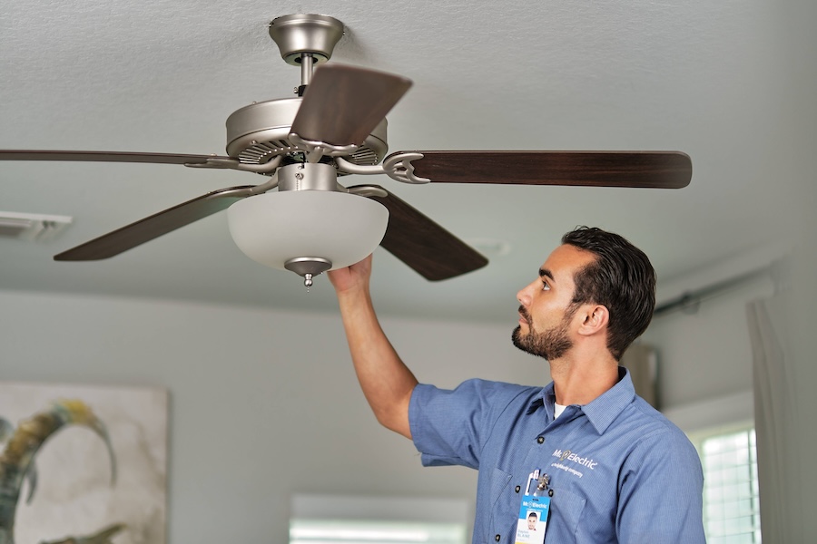 Hire a Local Electrician in Lake Wales, FL