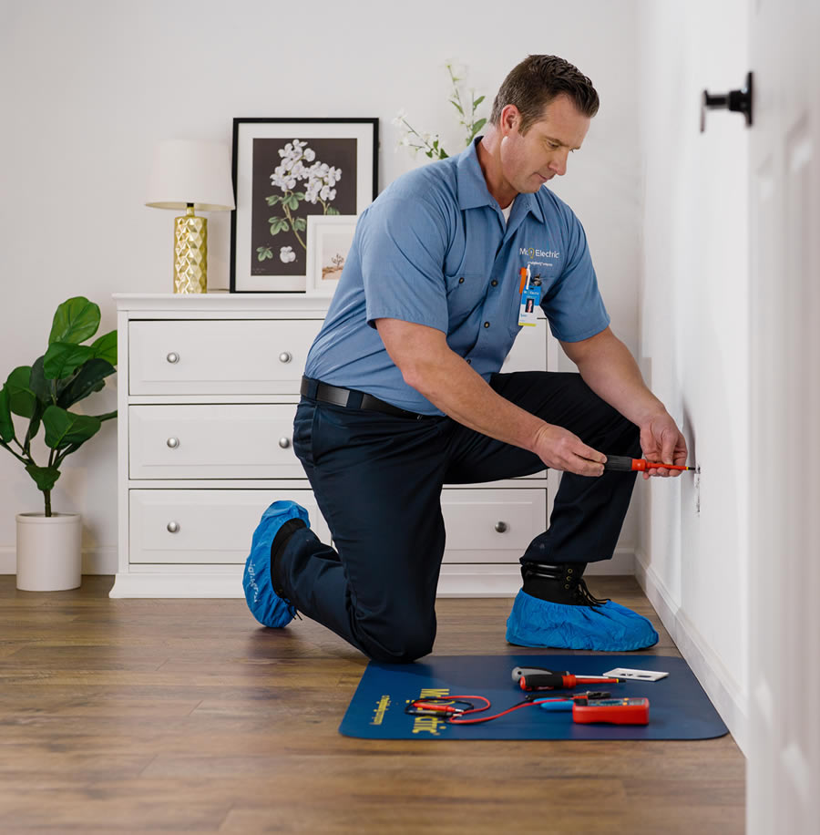 Hire a Local Electrician in Lake Wales, FL